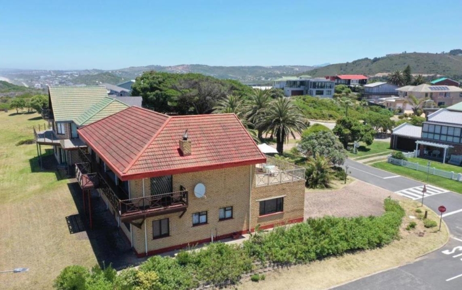 5 Bedroom Property for Sale in Hersham Western Cape